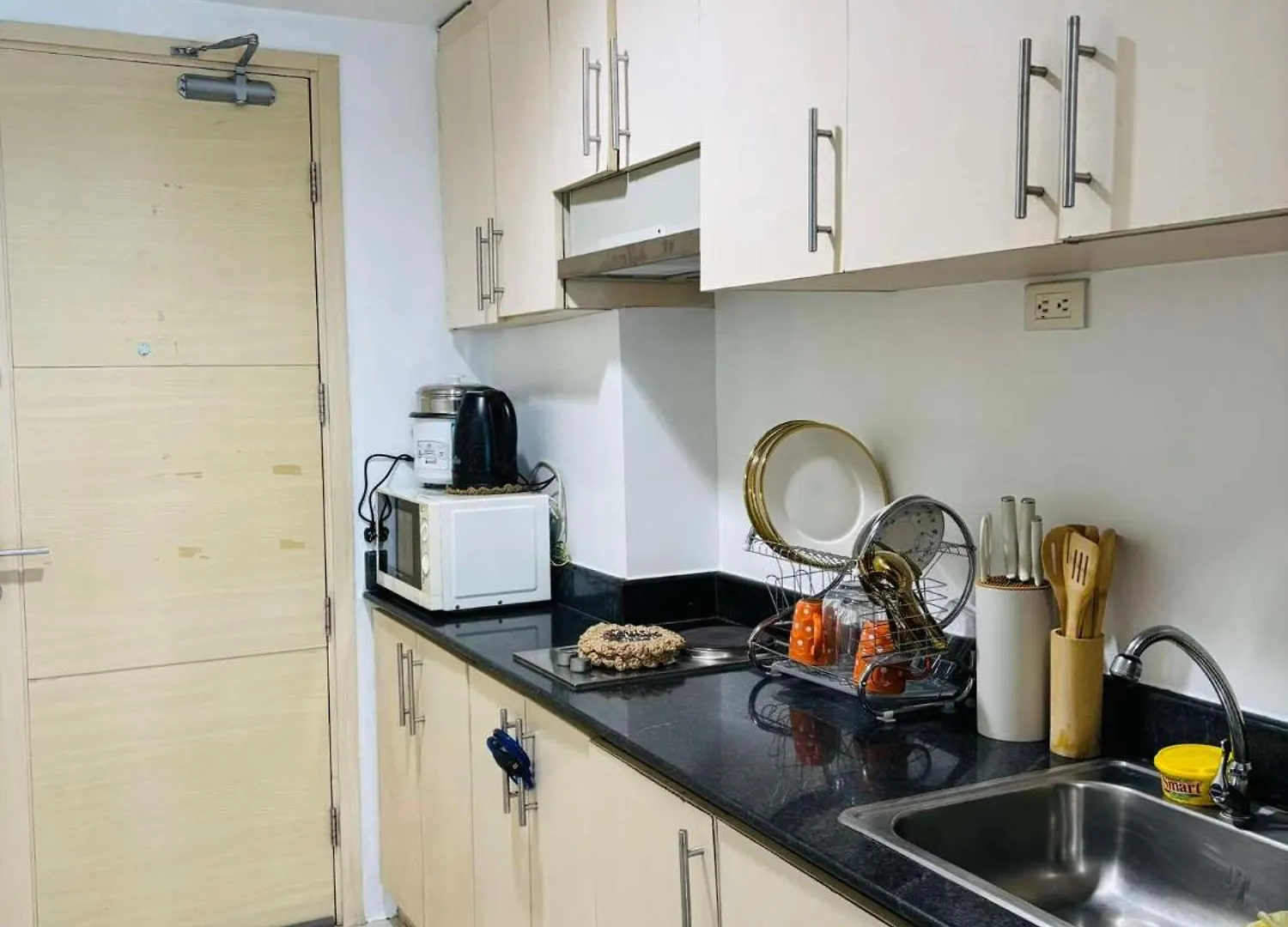 Sea Residence By Kenshin Staycation Manila